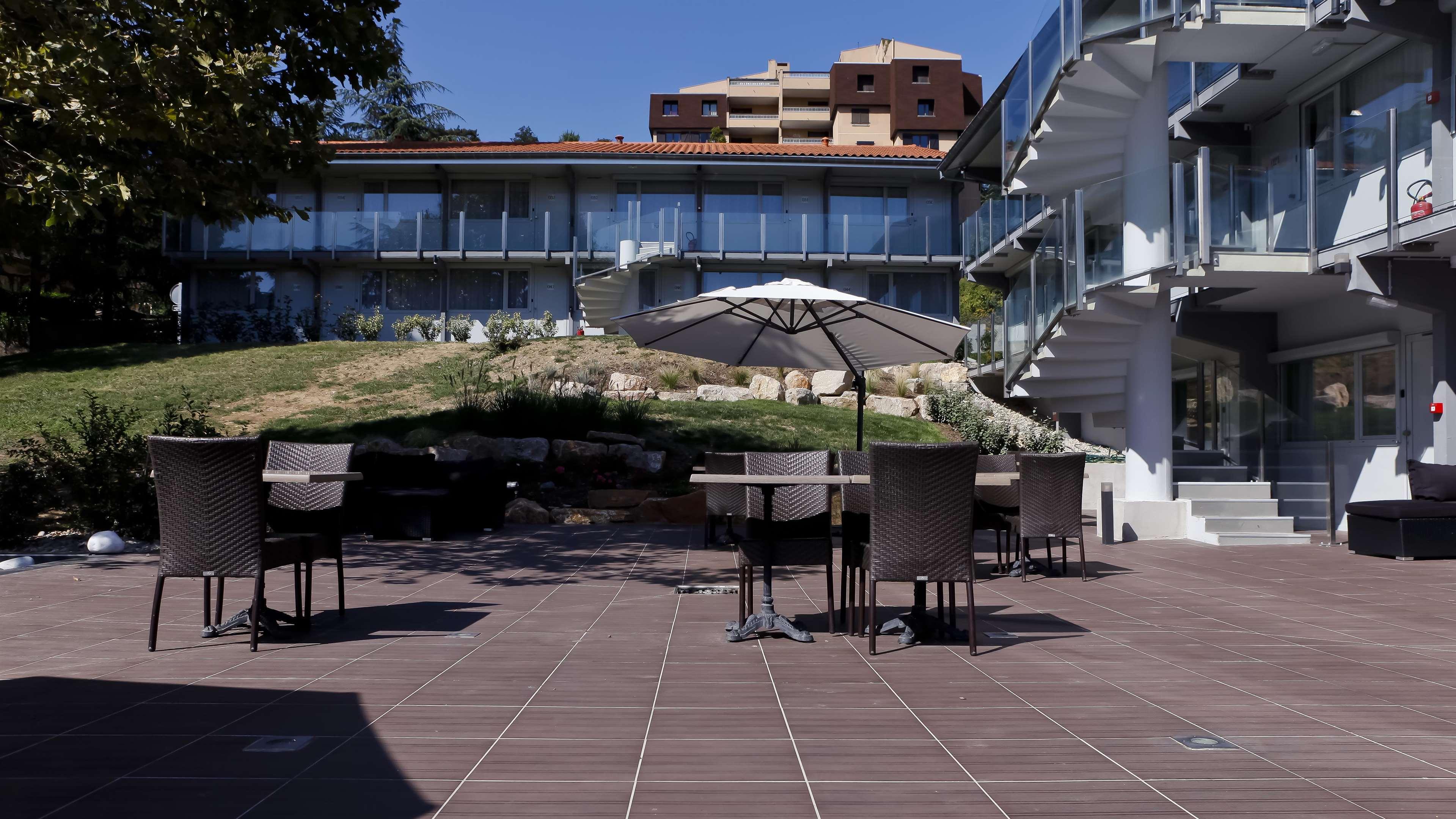 Kyriad Lyon Sud Sainte Foy Exterior photo