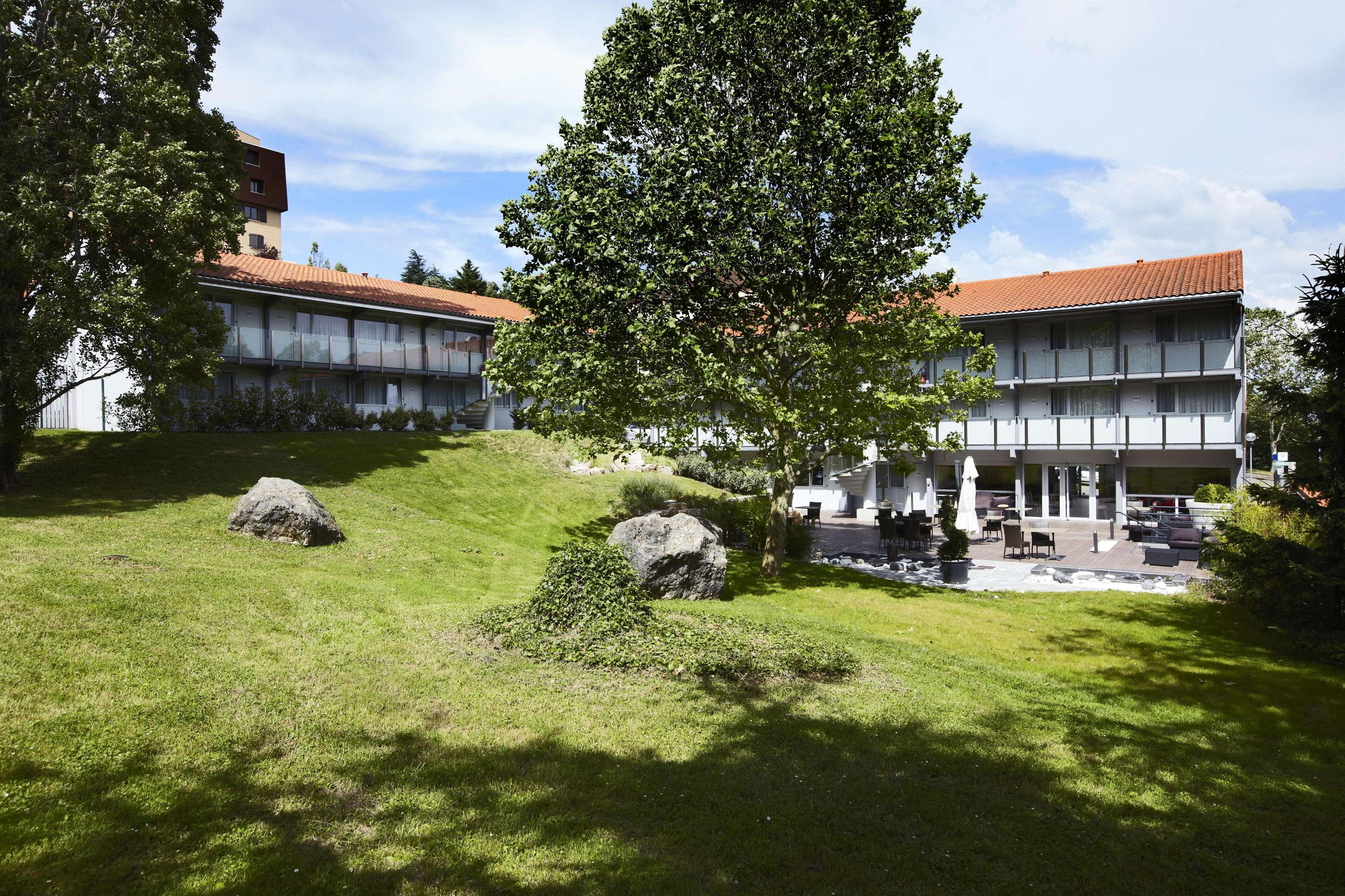 Kyriad Lyon Sud Sainte Foy Exterior photo